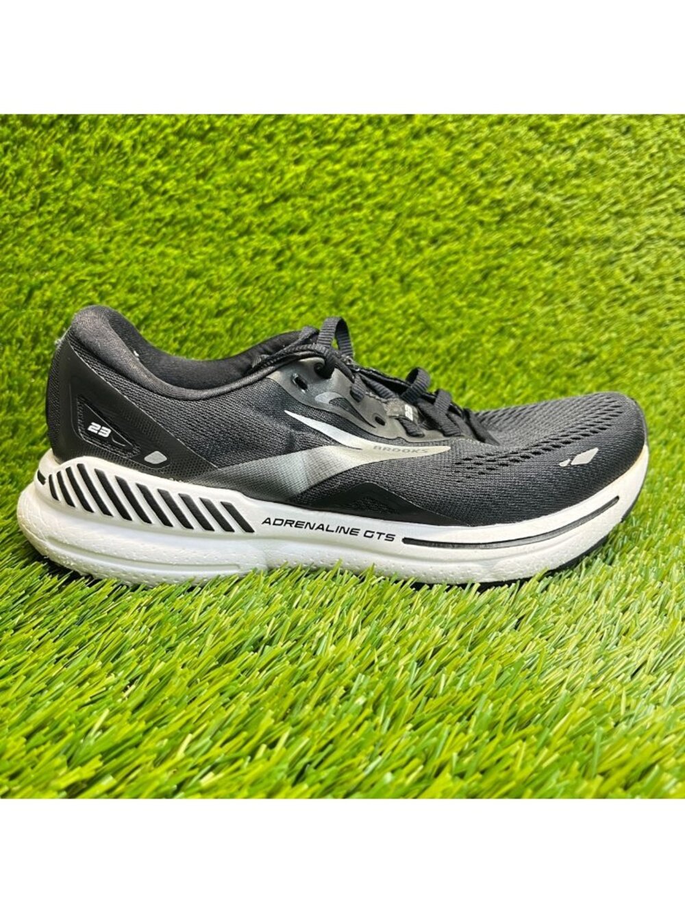 Brooks Adrenaline GTS 23 Womens Size 7 Black Athletic Running Shoes Sneakers